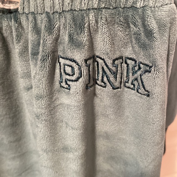 Victoria’s Secret Pink L & M Green Velour Sweatsuit - Picture 6 of 15